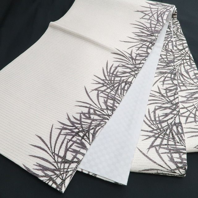 視線の先に見えてくる自分探しの新たな創造 正絹