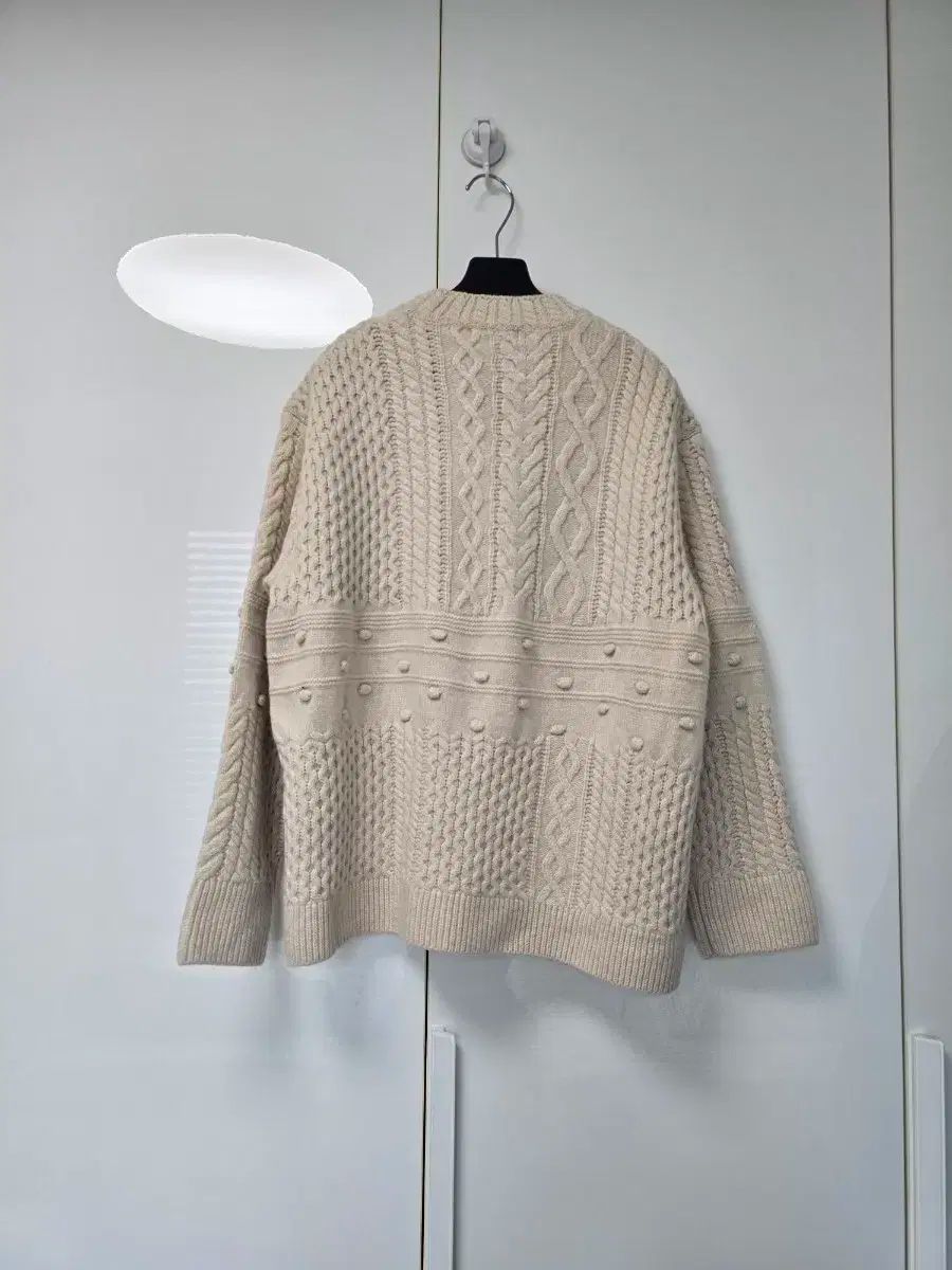 ニットトップス