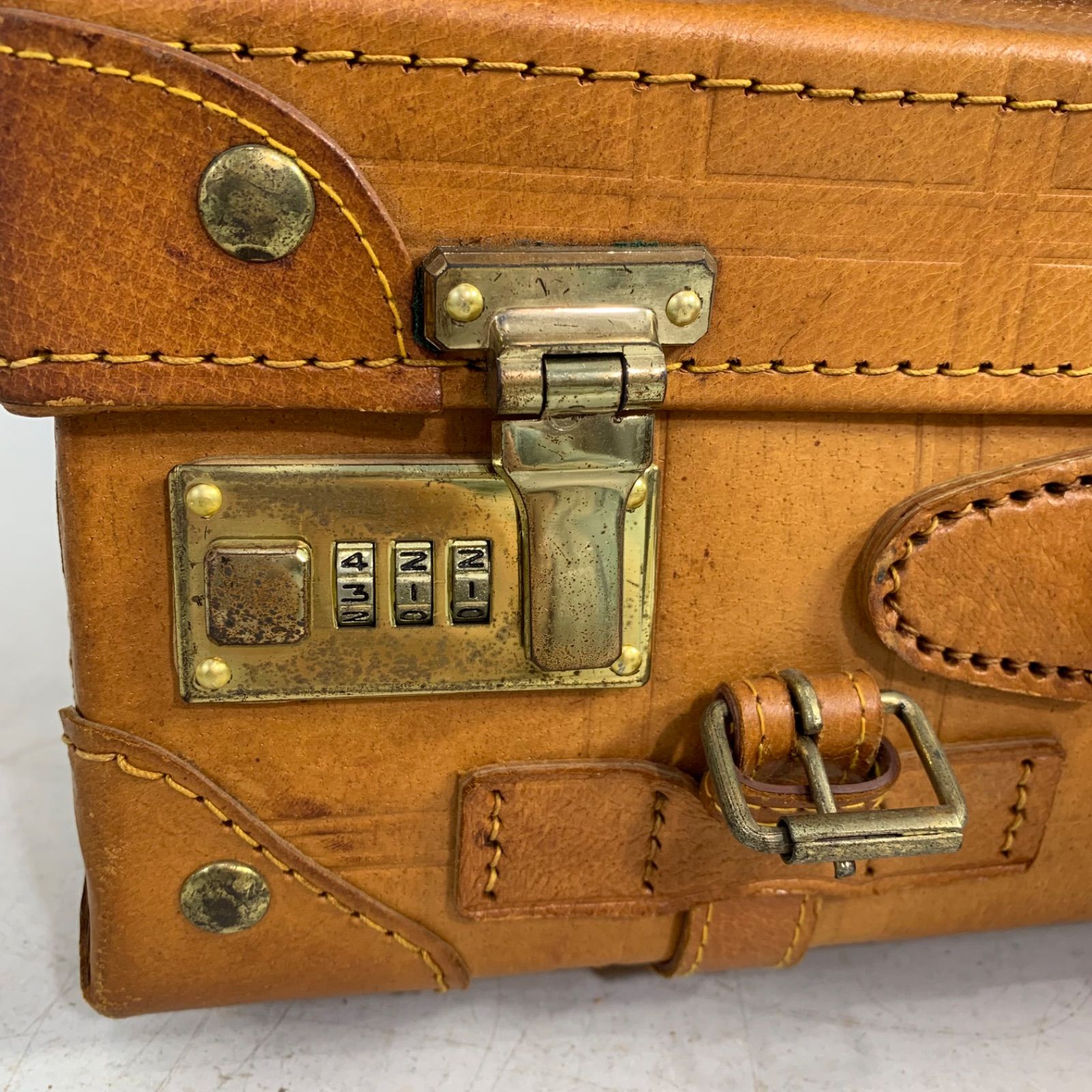 懸賞品 トランク