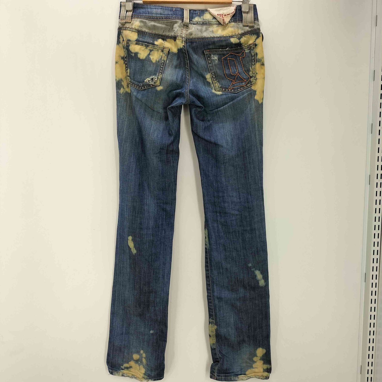  ジョンガリアーノ JOHN GALLIANO fighters club 刺繍 ロゴ スタッズ ブリーチ ローライズ ストレート デニム パンツ 裏地ニュースペーパー柄 メンズ 表記無 その他 デニム ジーンズ