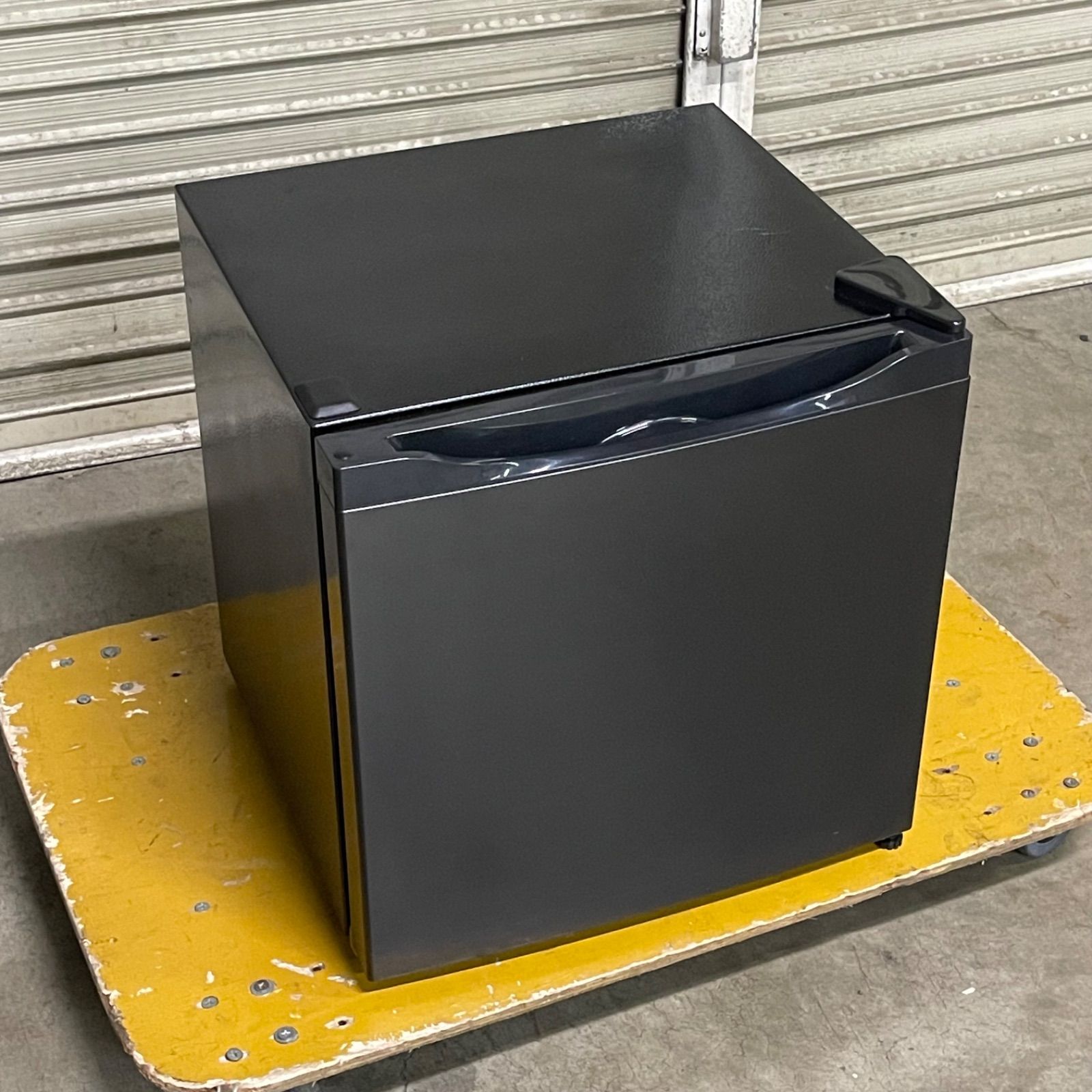 NPA 製 MAXZEN マクスゼン 前開き冷凍庫 31L JR031ML01GM