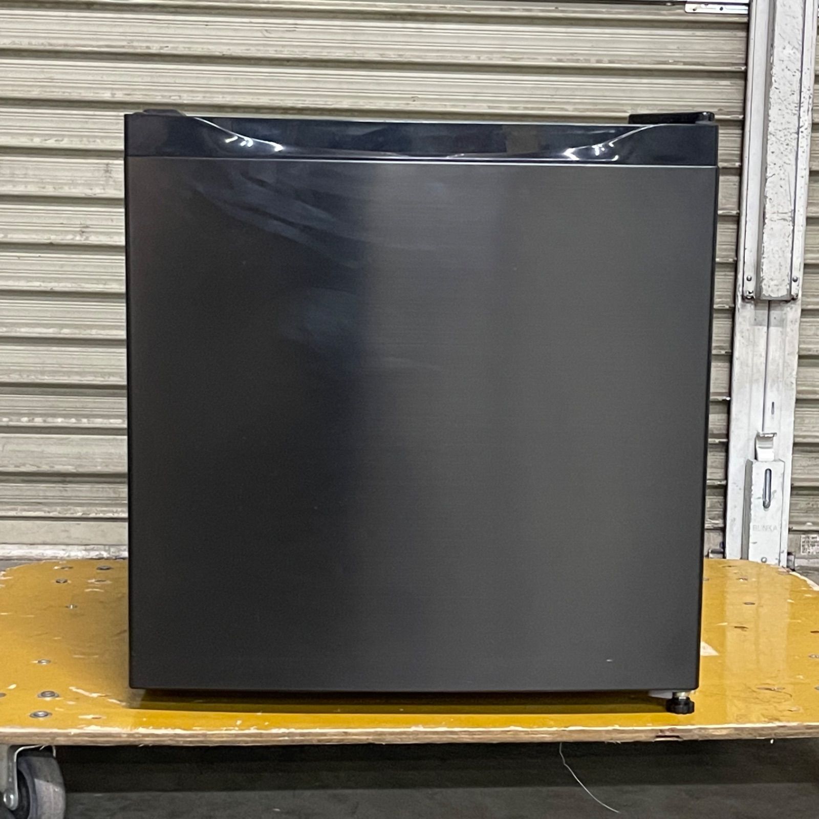 NPA】2023年製 MAXZEN マクスゼン 前開き冷凍庫 31L JR031ML01GM