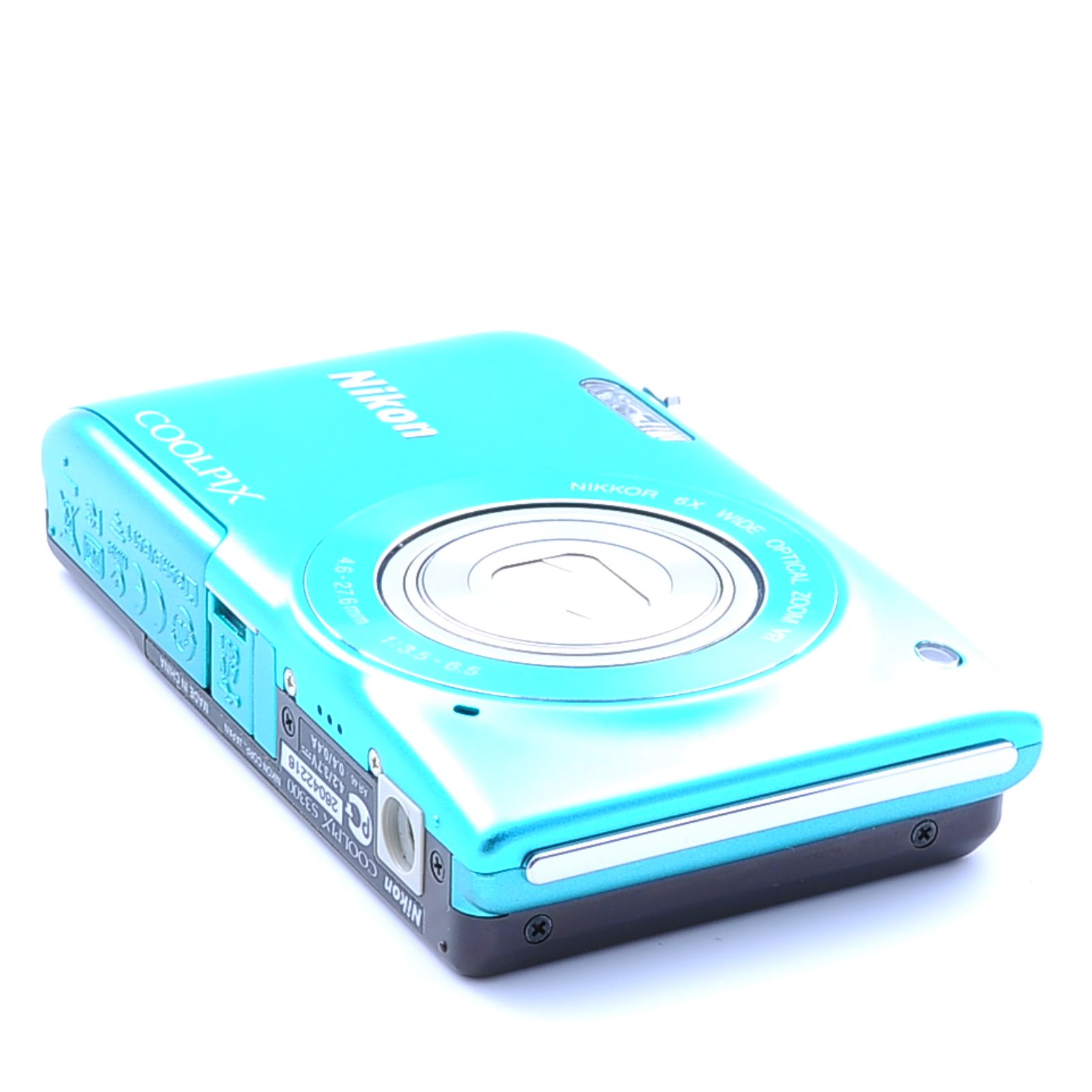 コンパクトデジタルカメラ