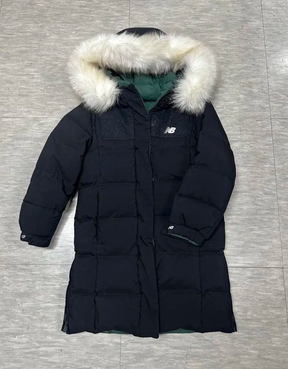 ニューバランス グース ダウン リバーシブル 130