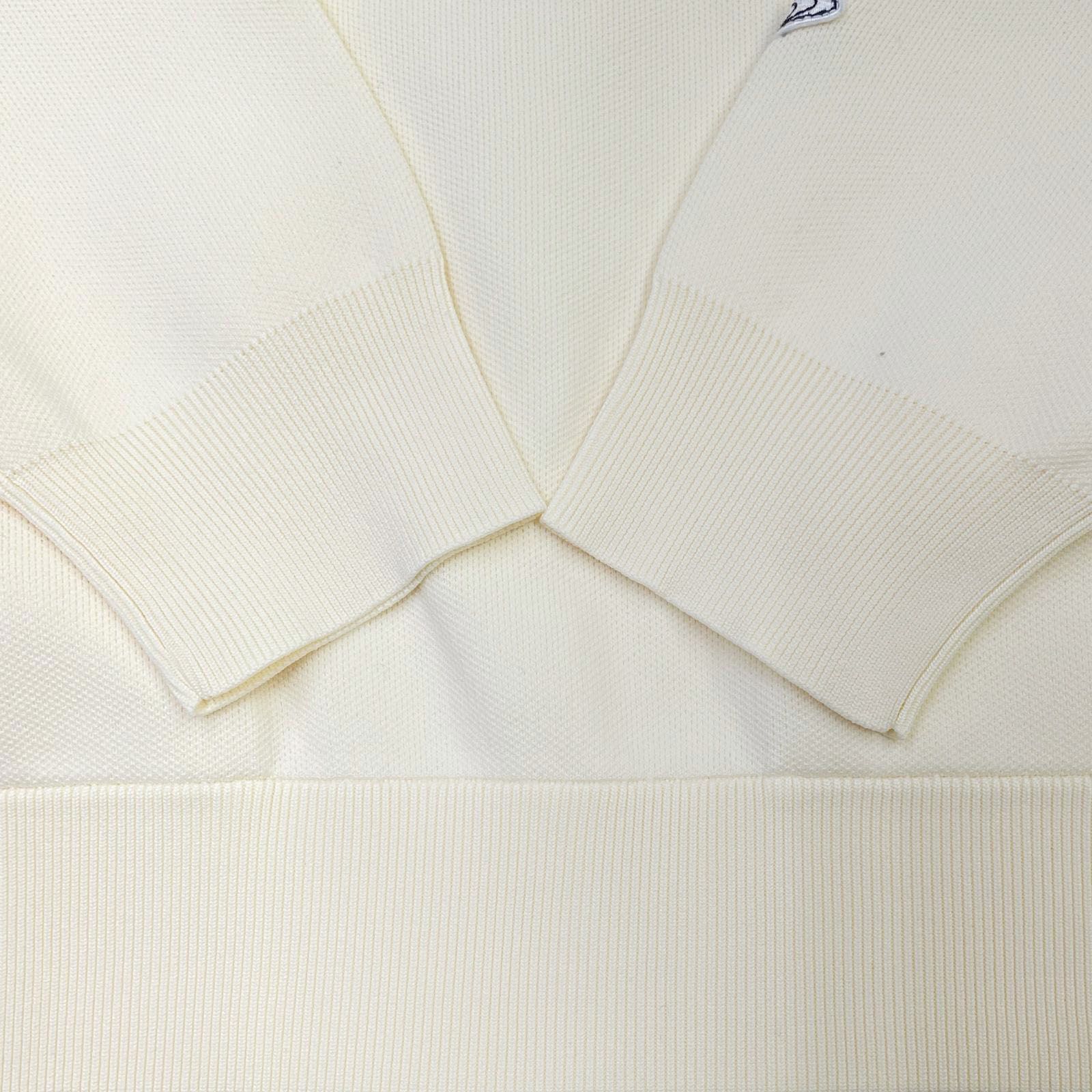 白系 アイボリー