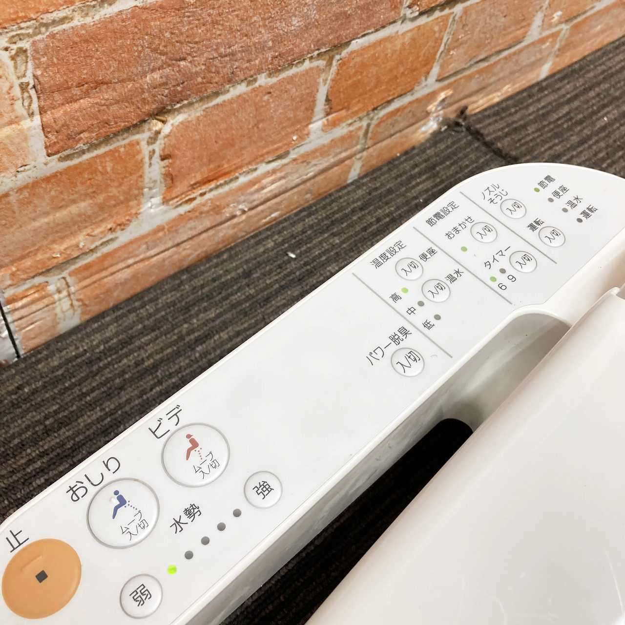  品 TOTO 電気温水便座 ウォシュレット シャワートイレ TCF 316 N 11 ペールホワイト 2 K 0006 トイレ 住宅設備