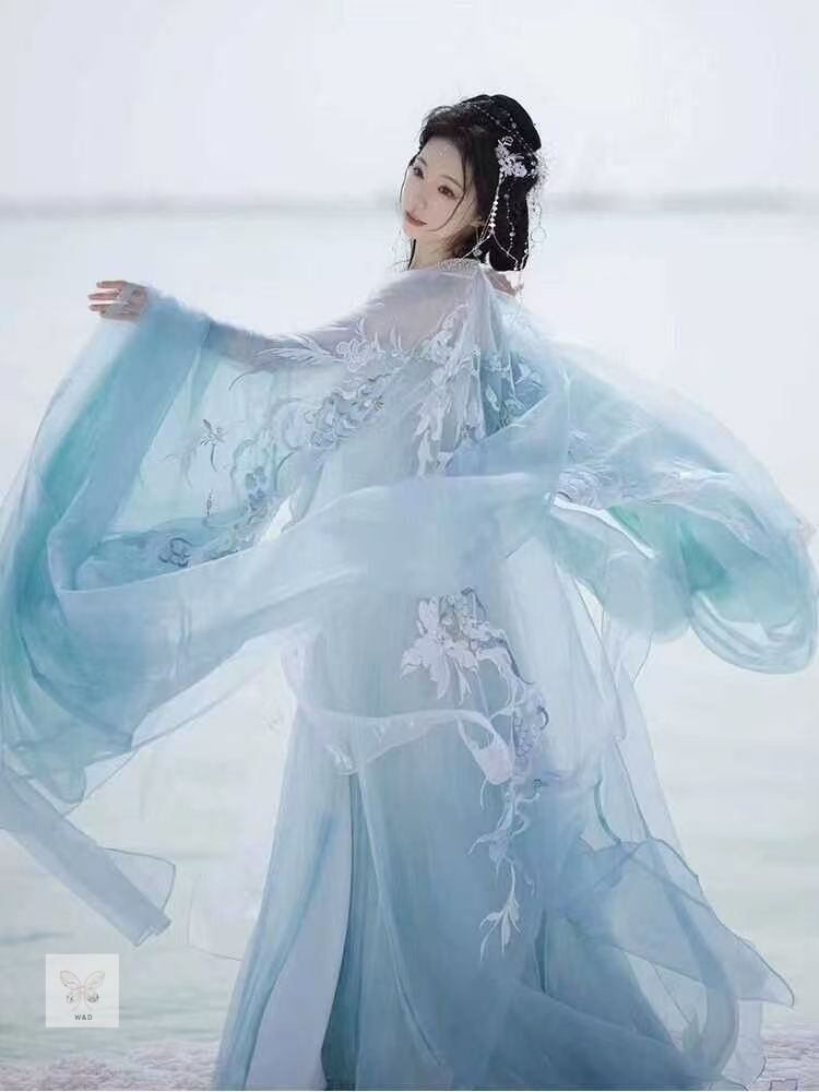 神話シリーズ 唐風漢服 重工刺繍 大袖 胸元シームレス 春夏 花神コンセプト フォーマル 上品 神話の花が衣装に咲き誇る 唐代の優雅を纏う春夏の