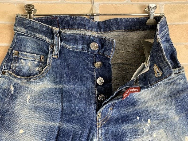 ディースクエアード