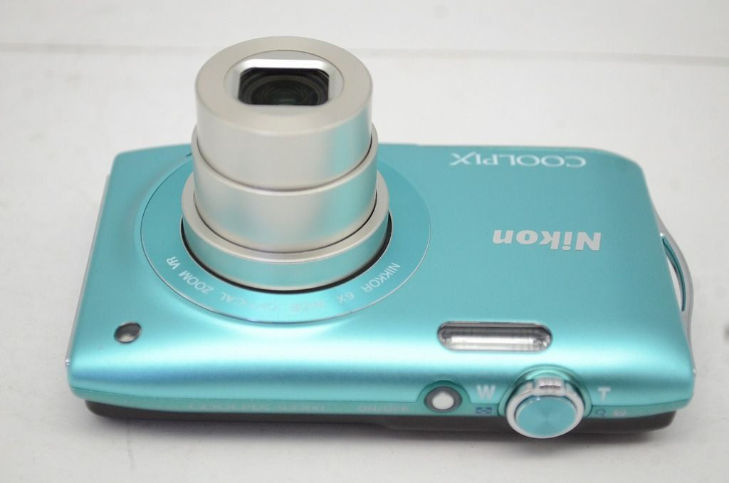 コンパクトデジタルカメラ 251022