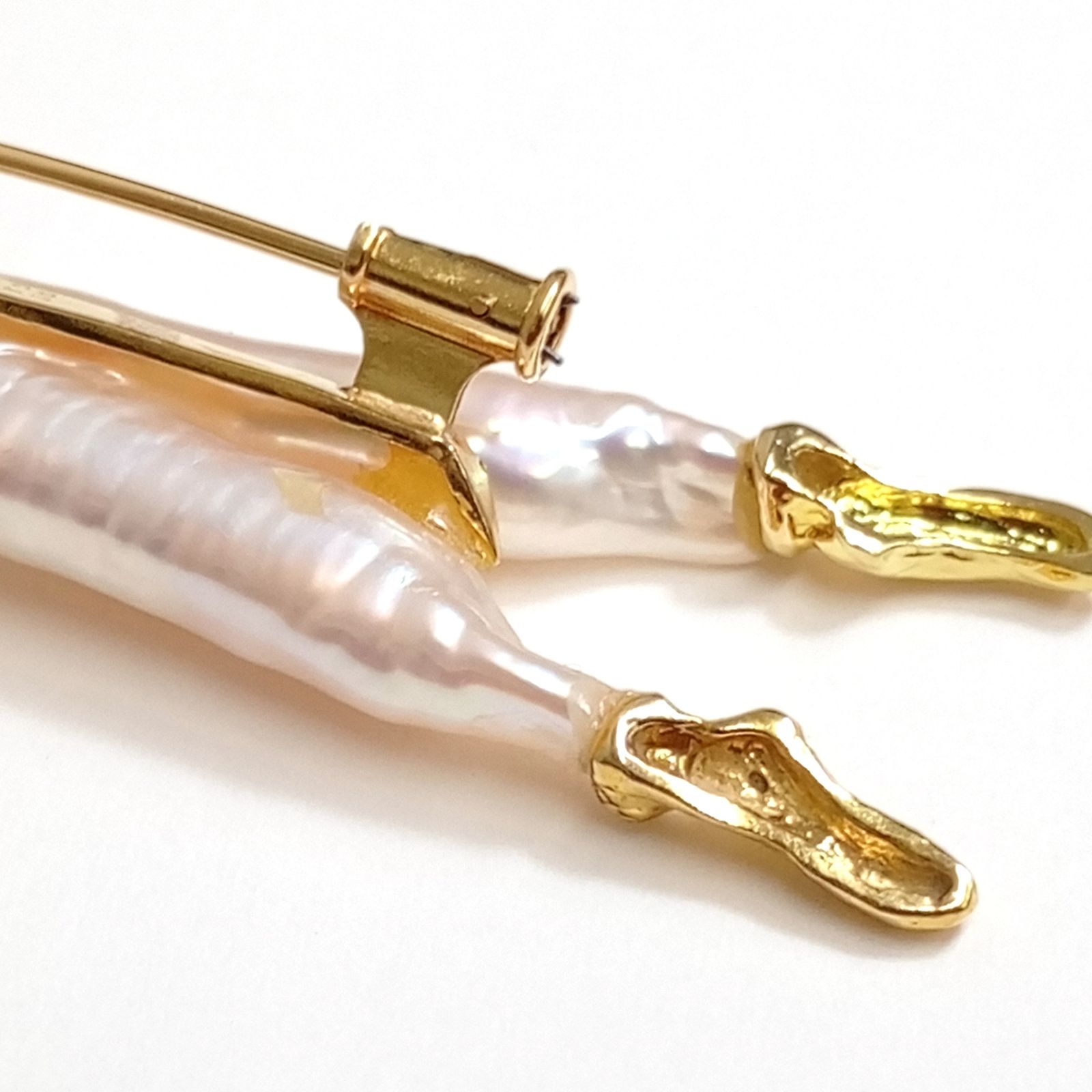 エメラルド0.22ct パールct不明