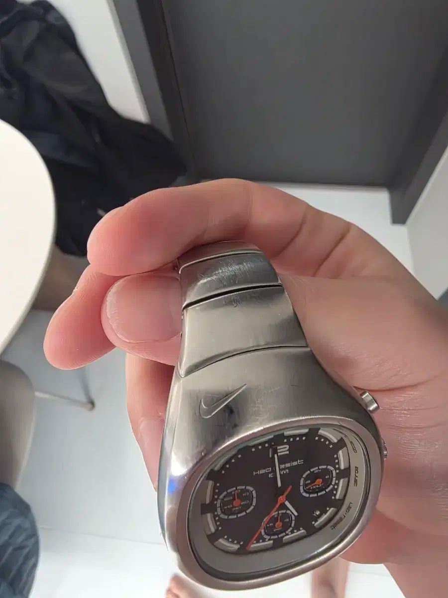 ナイキ トライエクス アーマード 2 クロノ時計