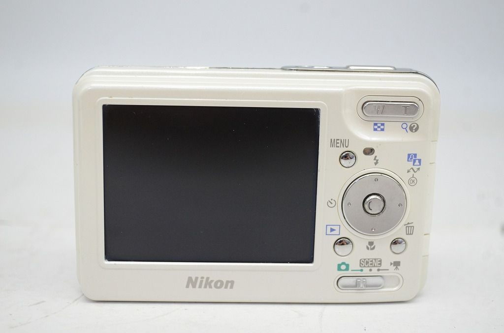 コンパクトデジタルカメラ 251020