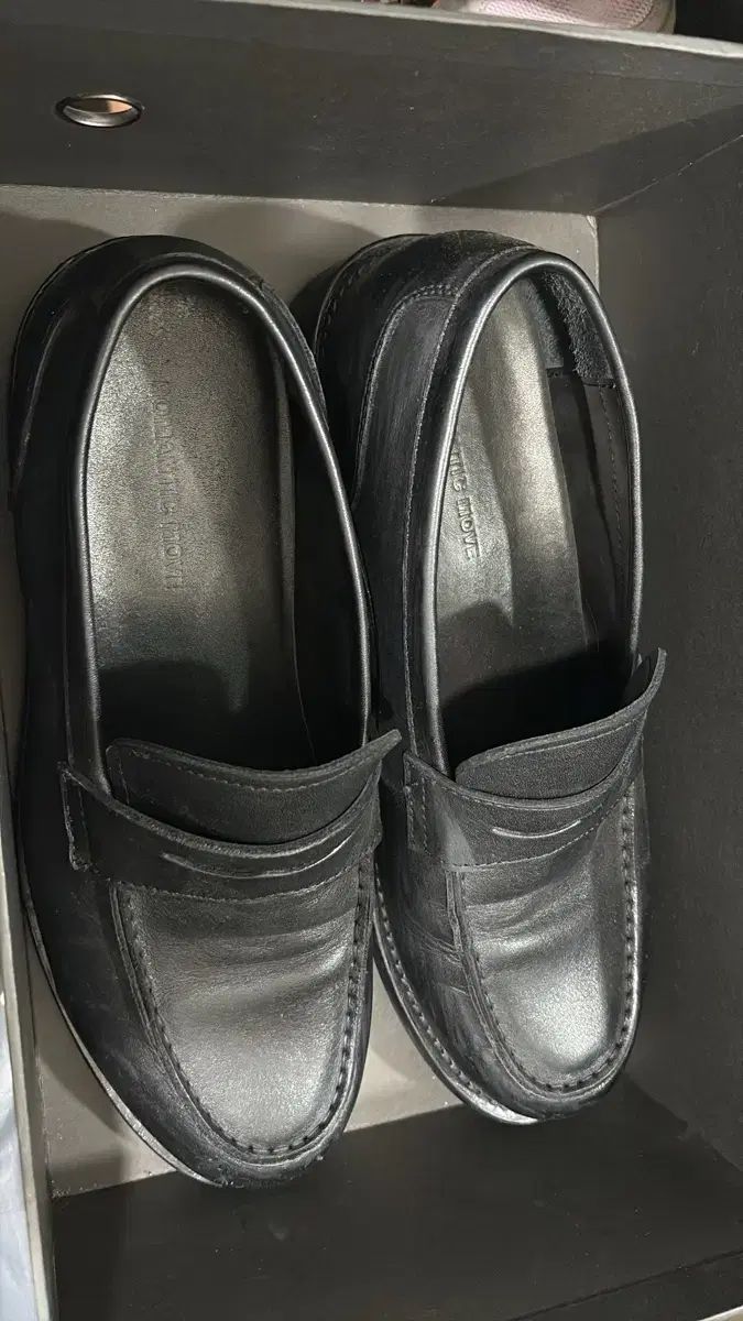 ROMANTIC MOVE ローファー フールバッ