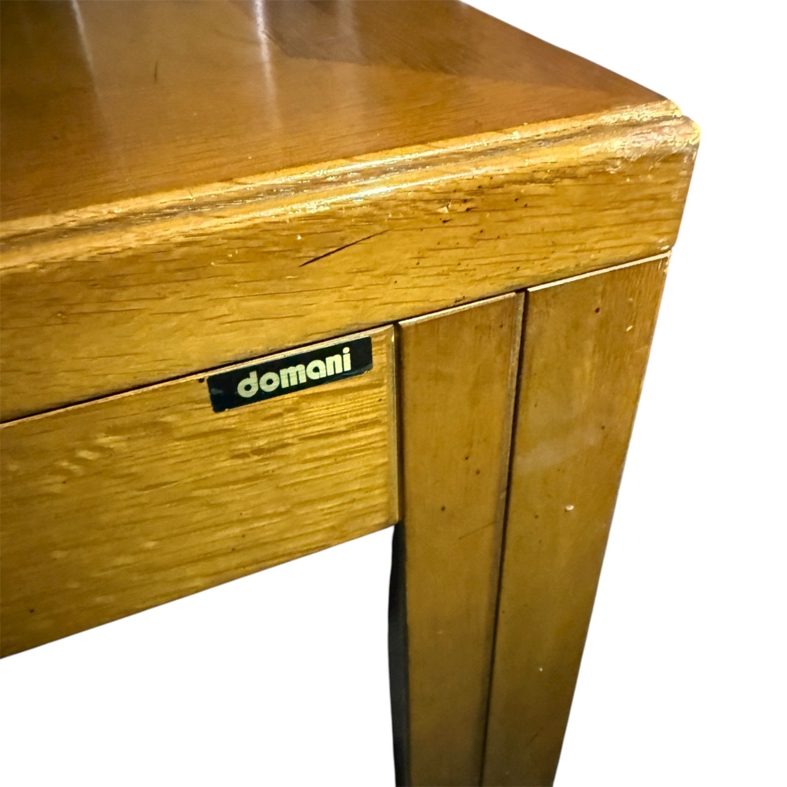 カリモク ドマーニ