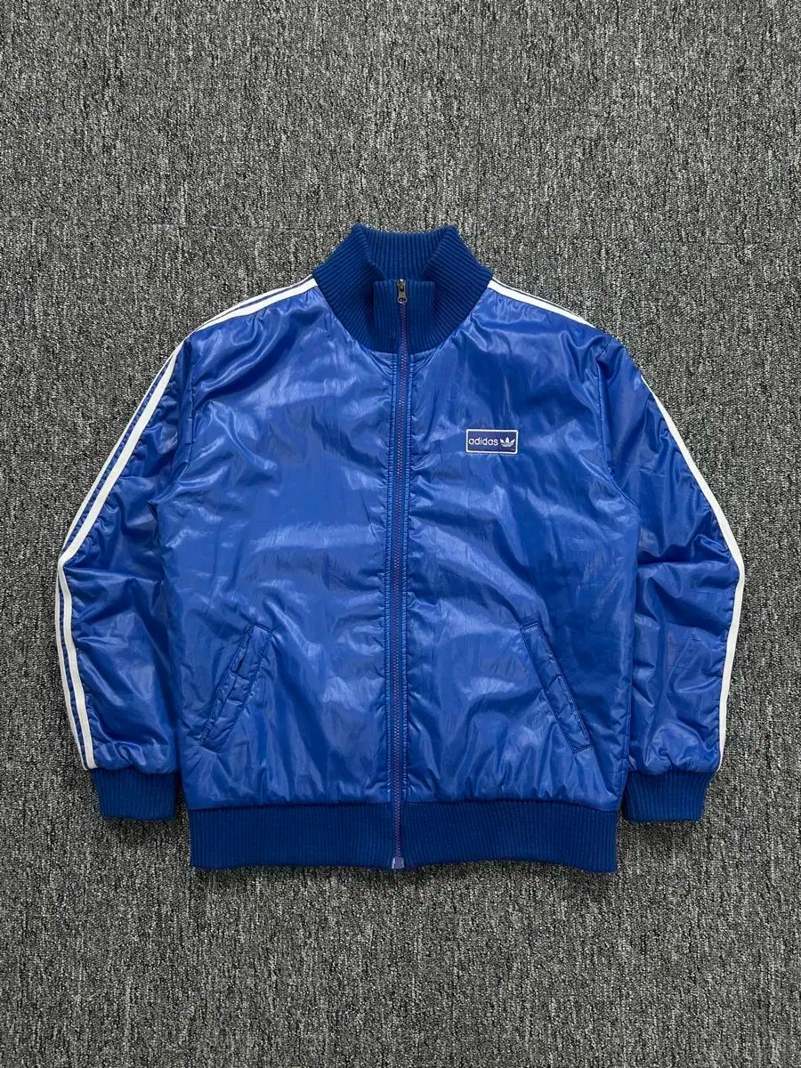 アディダス スクール