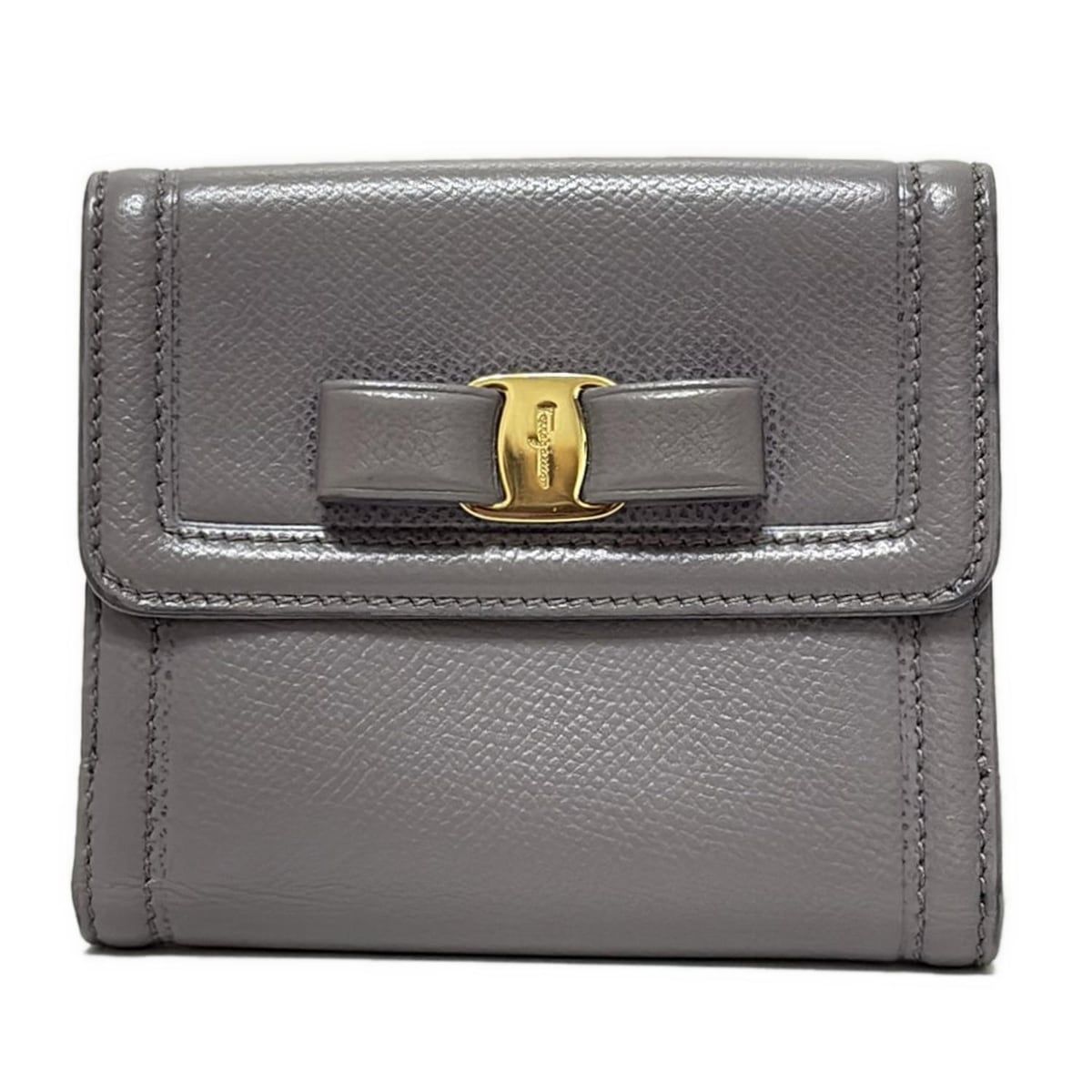 美品 ferragamo サルヴァトーレフェラガモ 2つ折り 長財布 美品984