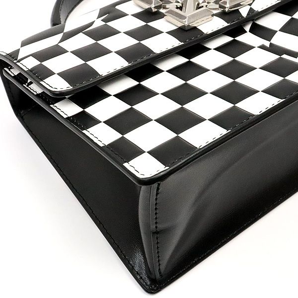 広尾店 オフホワイト