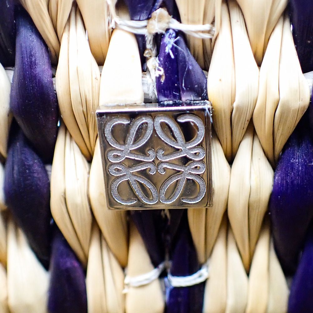 ロエベ スクエア