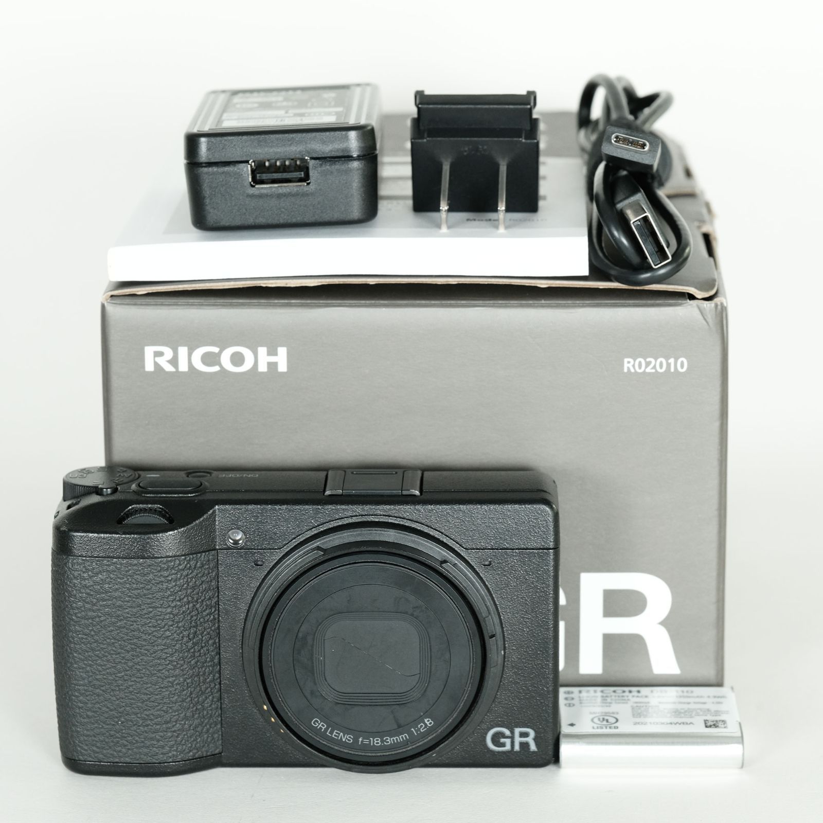シャッター数1 560回 RICOH GR III コンパクトデジタルカメラ