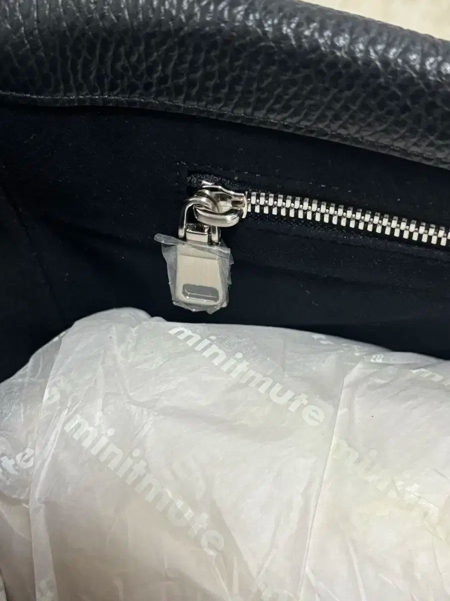 MINITMUTE ペレッティバッグ L ブラック DECORATOM_COM_BR