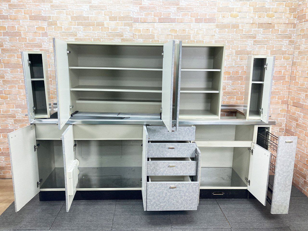 品 サンウェーブ工業 ステンレス製 システムキッチン 流し台 調理台一体型 幅223cm 2230mm 吊戸棚とセット グレー 1J