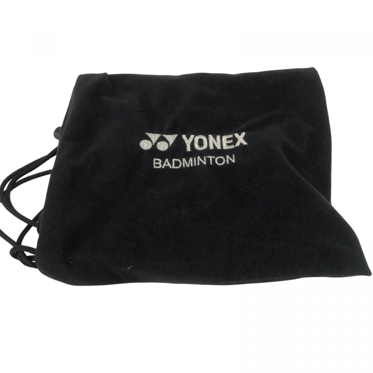 YONEX