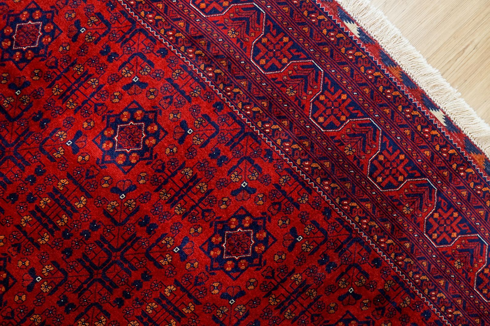 アフガニスタン手織り絨毯 カールモハメディ ビルジククオリティ 240×180cm MARWIL-DEMENAGEMENTS_CH