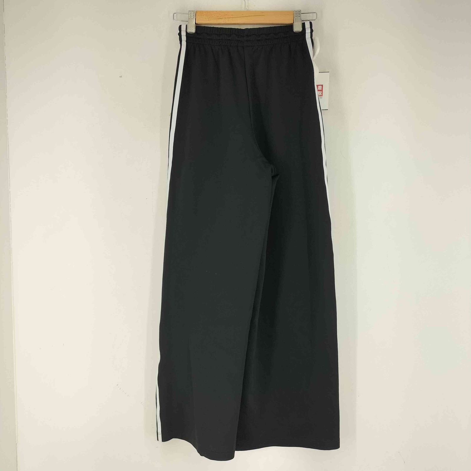 adidas Originals(アディダスオリジナルス)  RELAXED PANTS GD2273 メンズ  XS【中古】【ブランド古着バズストア】 アディダスオリジナルス adidas Originals RELAXED PANTS GD2273 メンズ XS