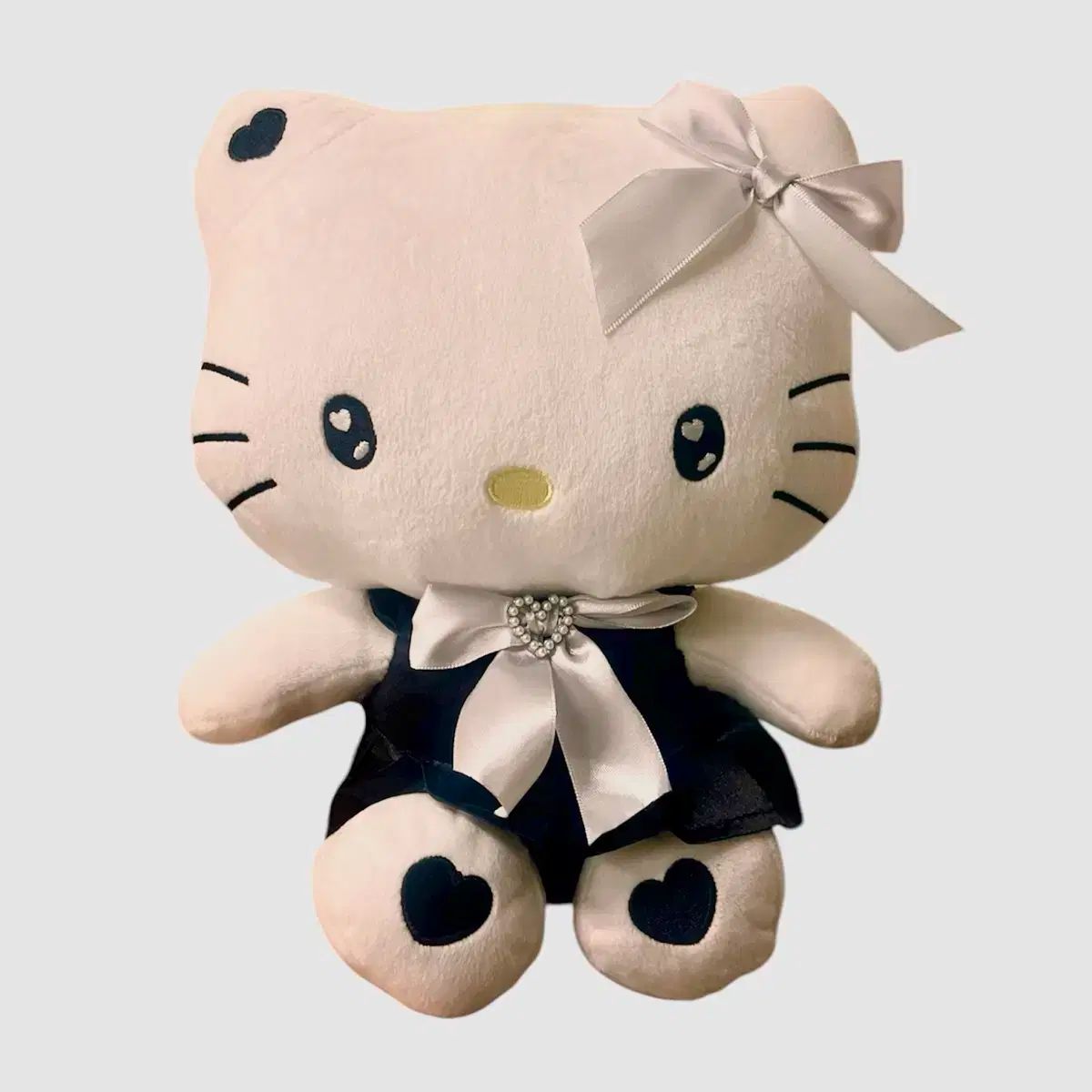 【セール，得価】 サンリオ ブラックハローキティ ぬいぐるみ 25cm その他