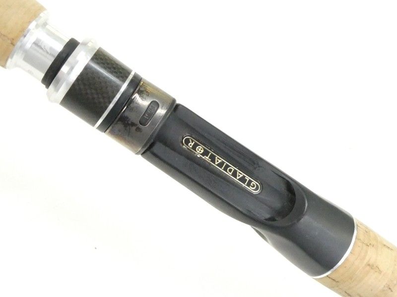 レイドジャパン グラディエーター コレクション アームストロング G