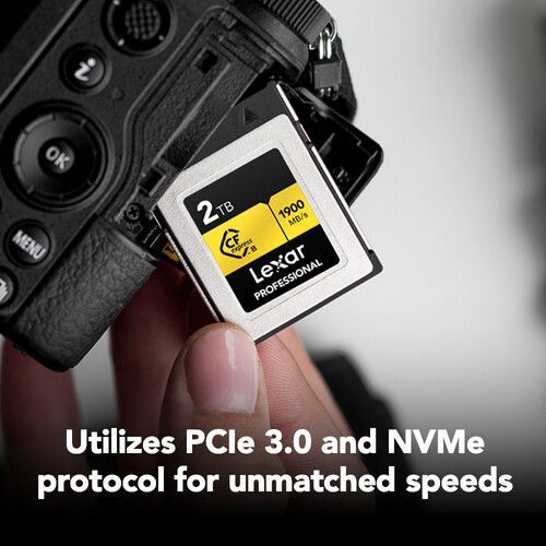 CFexpressカード Type