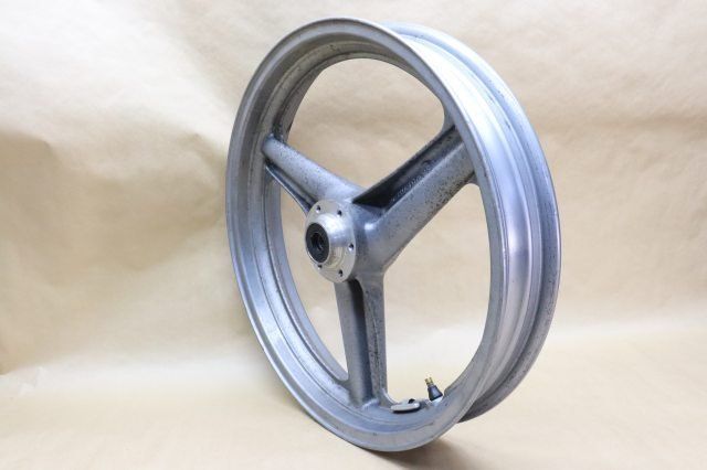 フロントホイール