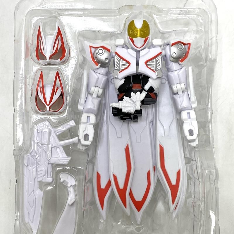 リボルブチェンジフィギュア仮面ライダーギーツⅨ＆ブーストフォームマークⅢセット Amazon.co.jp: 仮面*ライダーギー*ツIX＆ブーストフォームマークIII
