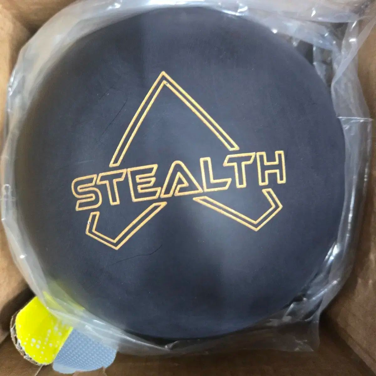 14パウンド トラック STEALTH ボーリング 公式球