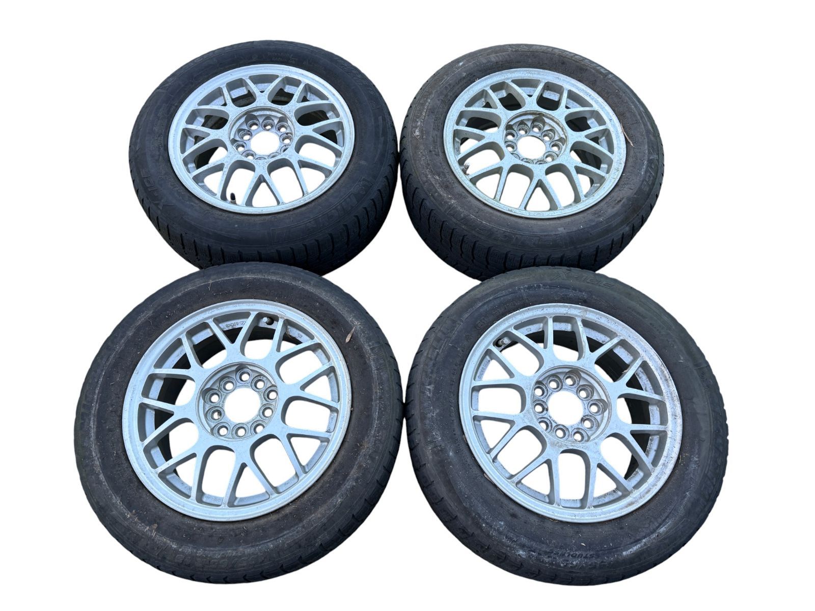 日産エクストレイルT33　Xタイプ純正アルミホイール（3） 4本 新車外し!! NISSAN 日産 純正 新型 エクストレイル T33 アルミ