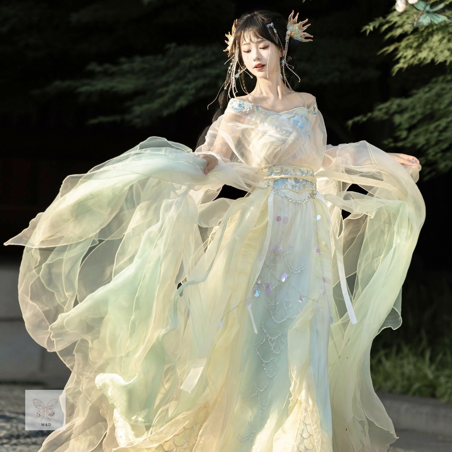 南北朝風国服 飘逸 清新 日常 上品 レトロ フォーマル 大人 風に揺れる仙女のたたずまい 日常に舞い降りた雅な装い MAAHADDERANG_COM