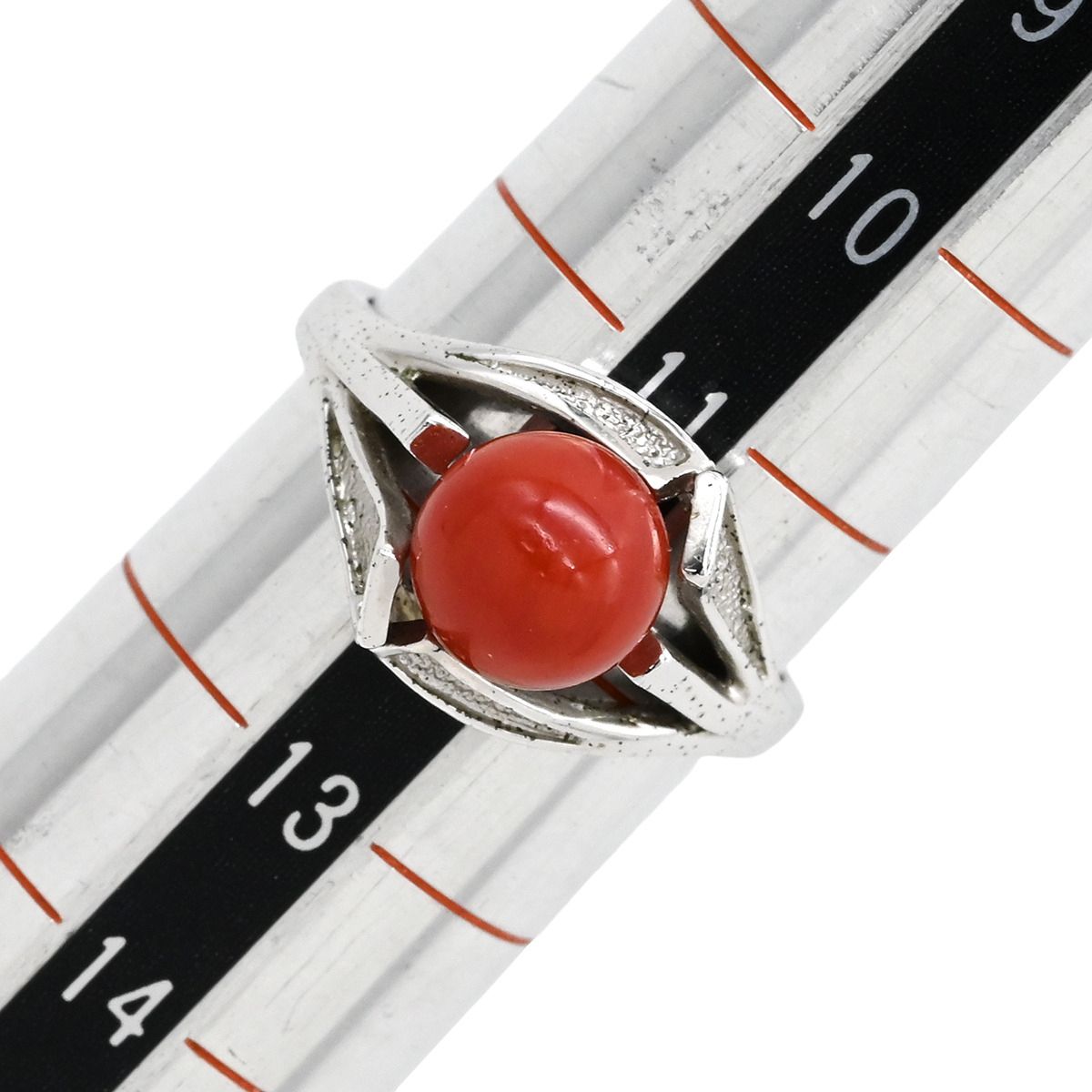 珊瑚 ダイヤリング