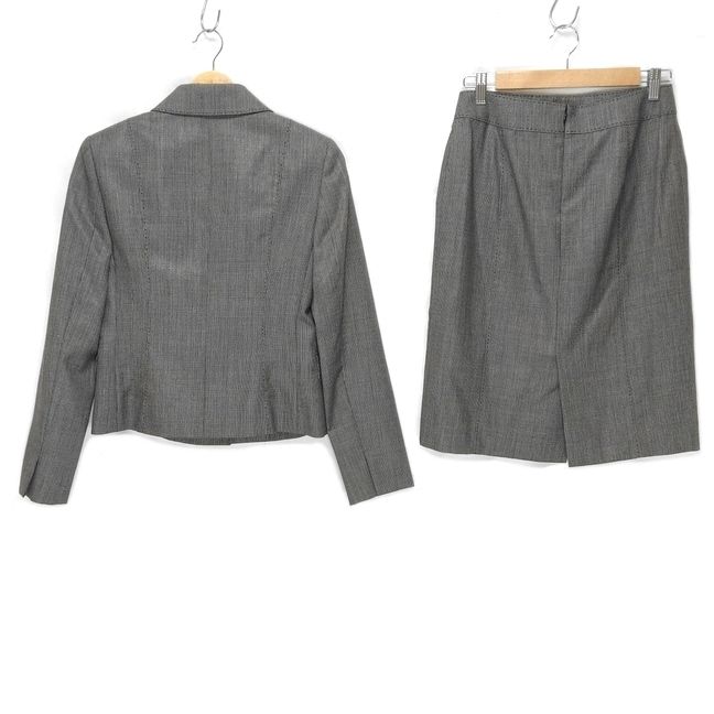 Burberry LONDON(バーバリーロンドン) スカートスーツ レディース - 黒