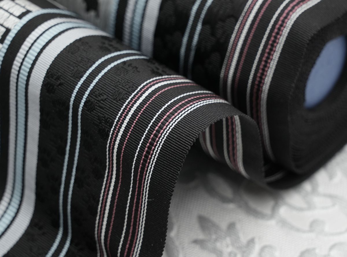 新品未仕立 博多帯 黒木織物 八寸名古屋帯 ねこ柄 黒地 仕立代込み