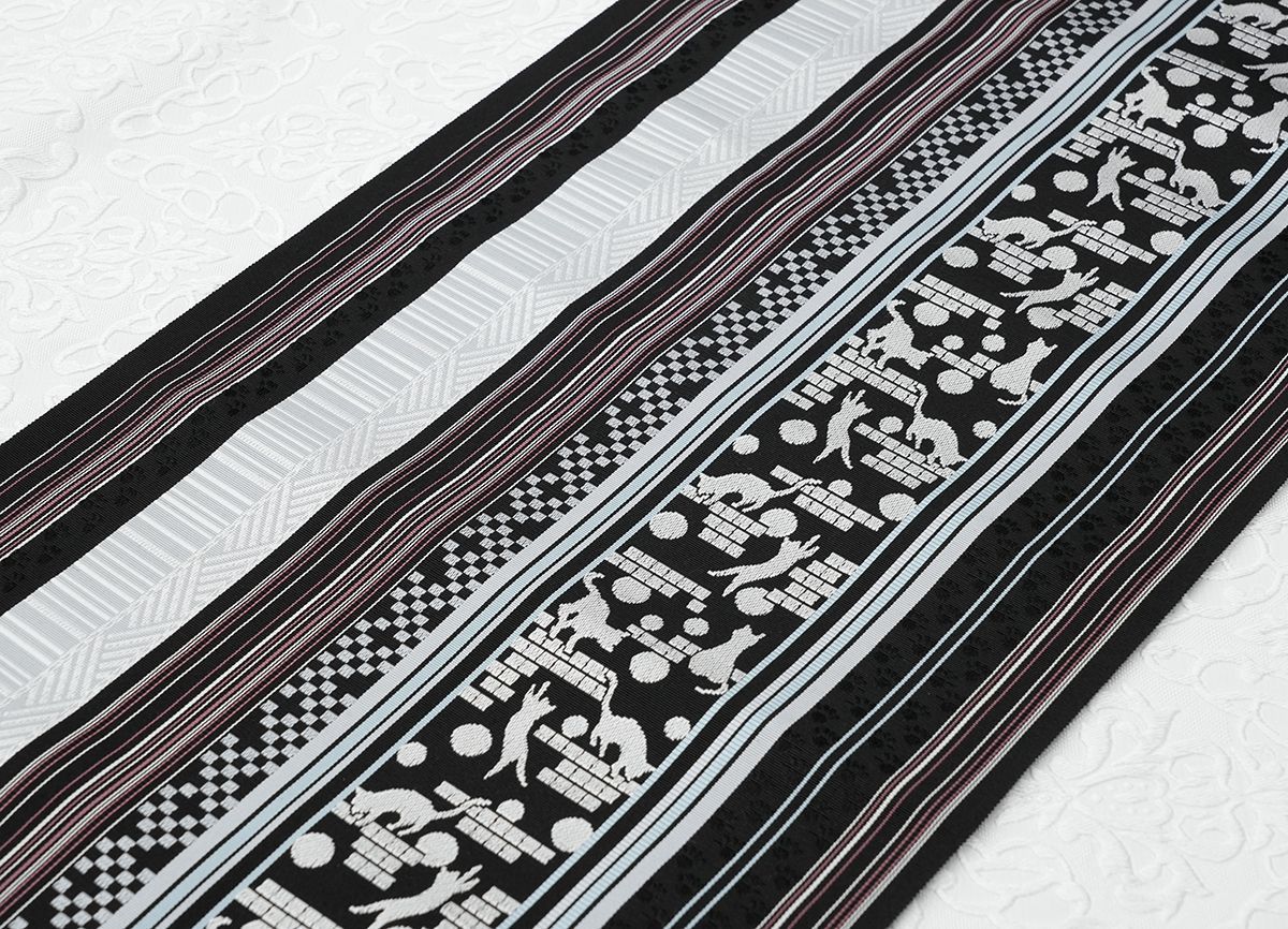 新品未仕立 博多帯 黒木織物 八寸名古屋帯 ねこ柄 黒地 仕立代込み