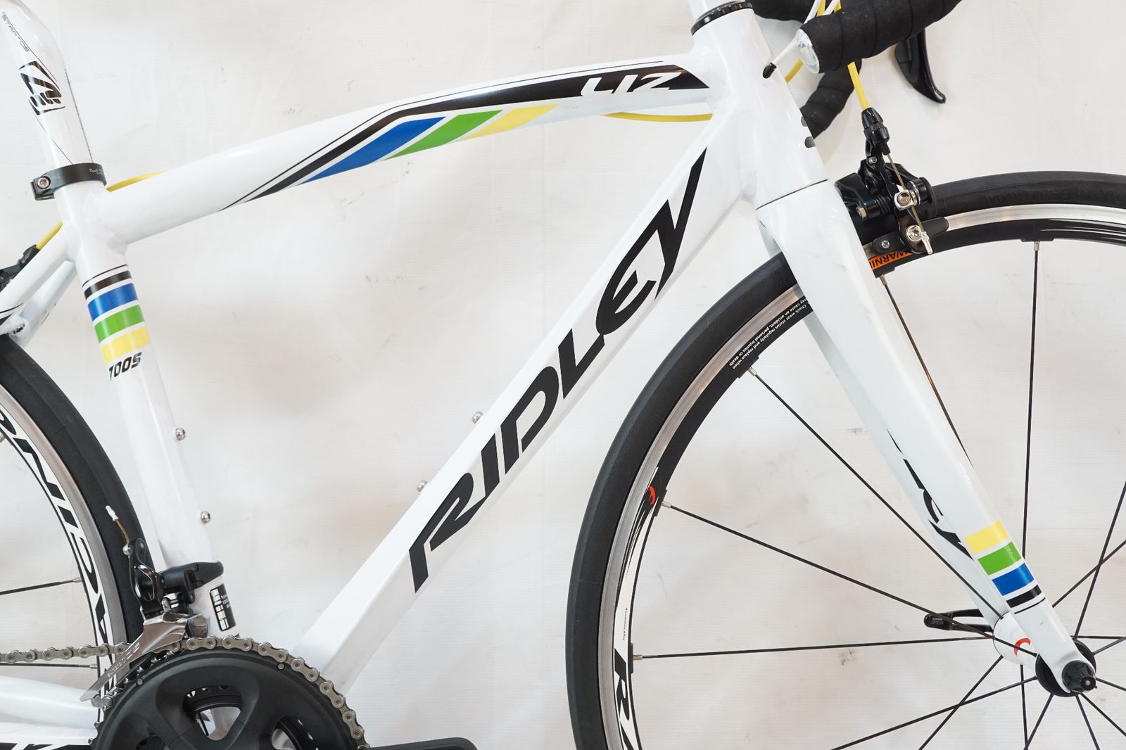 2016年モデル ロードバイク