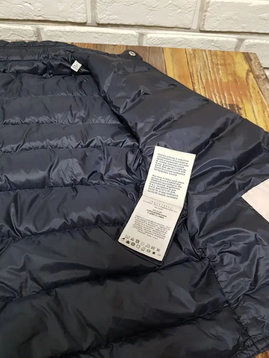 レディース ダウンベスト