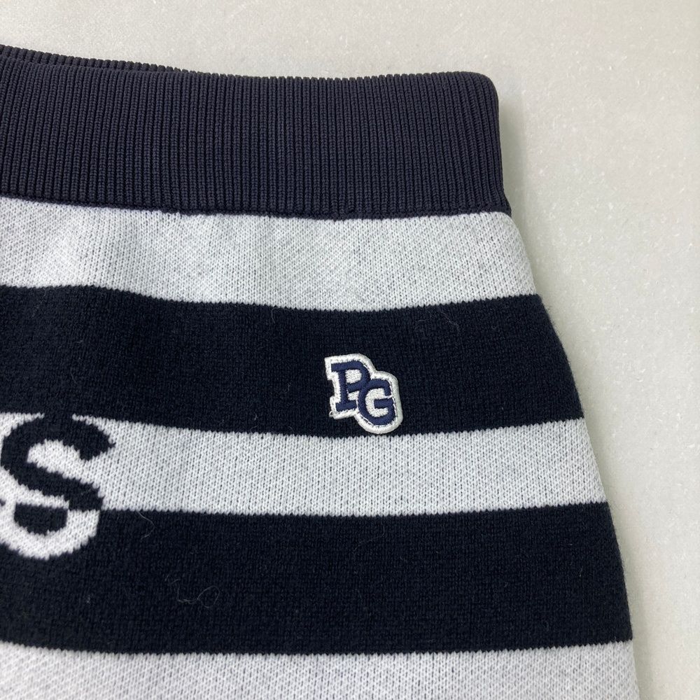 ロゴ ボーダー柄