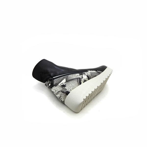 カジュアル 履きやすい