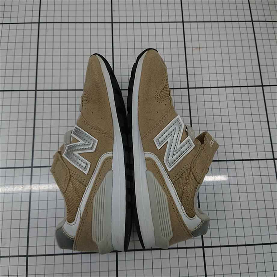 ◇ Θ 【ニューバランス New Balance】YV996JB3 ベージュ系 キッズ