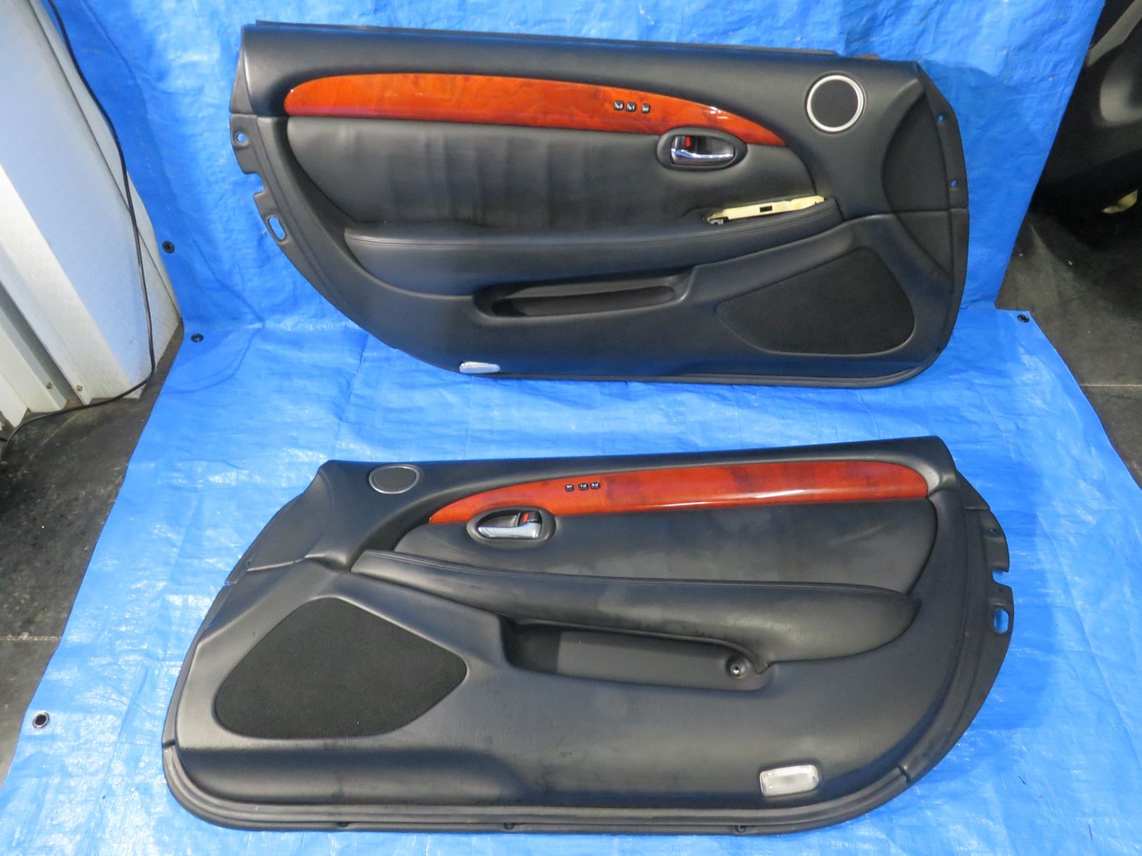 割引 ☆SFC3190/トヨタ ソアラ UZZ40 レクサス SC430 純正 ドアトリム