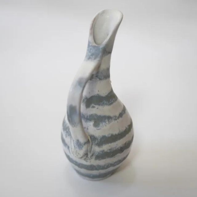 セラミックピッチャー