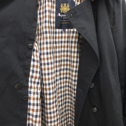 アクアスキュータム