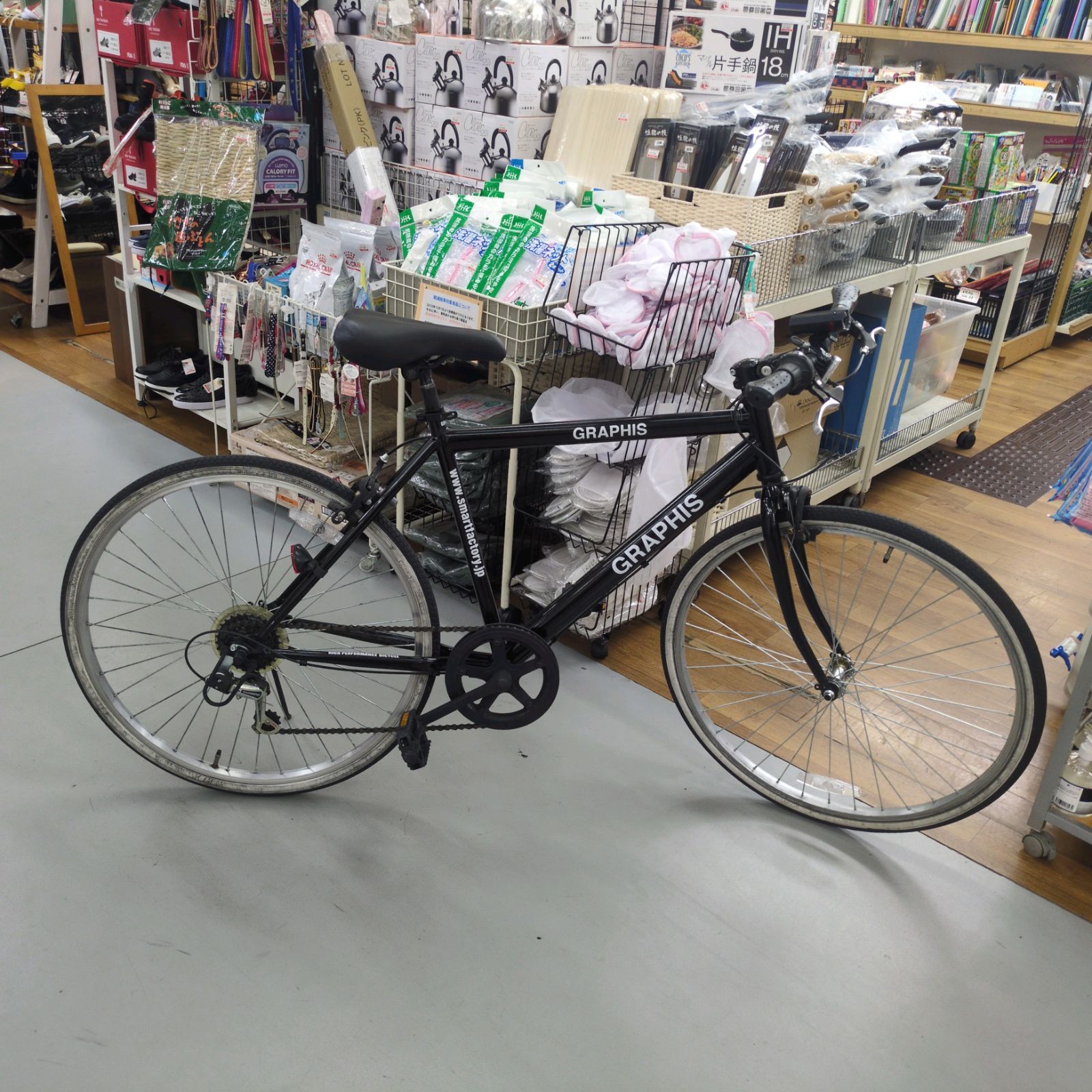 J506 サビキズ有り クロスバイク GRAPHIS 6段 26インチ