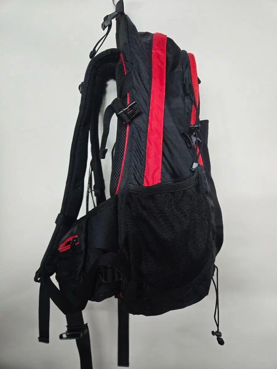 BLACK YAK ブラックヤク 17ピクス エクスペディション 30 L 登山リュック